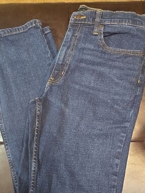 Classic Dark Wash Straight-Leg Jeans - Deep Indigo